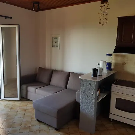 Filippos Apartments 